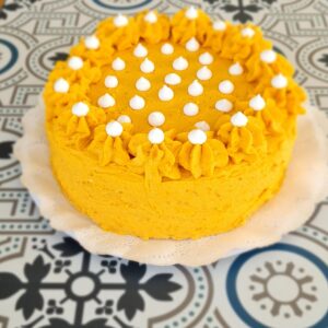 TORTA MERENGUE LÚCUMA